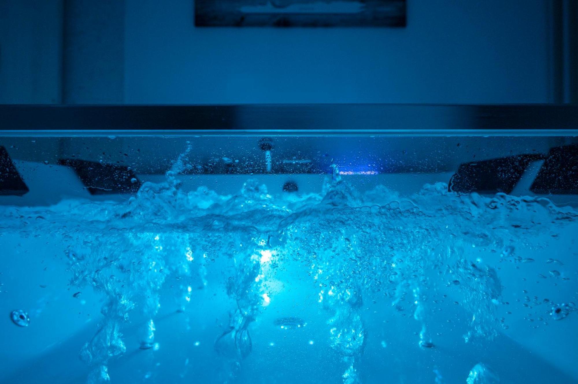 Premium Jacuzzi Suite At The City Center, By Aqua Platinum Thessaloníki Exteriör bild
